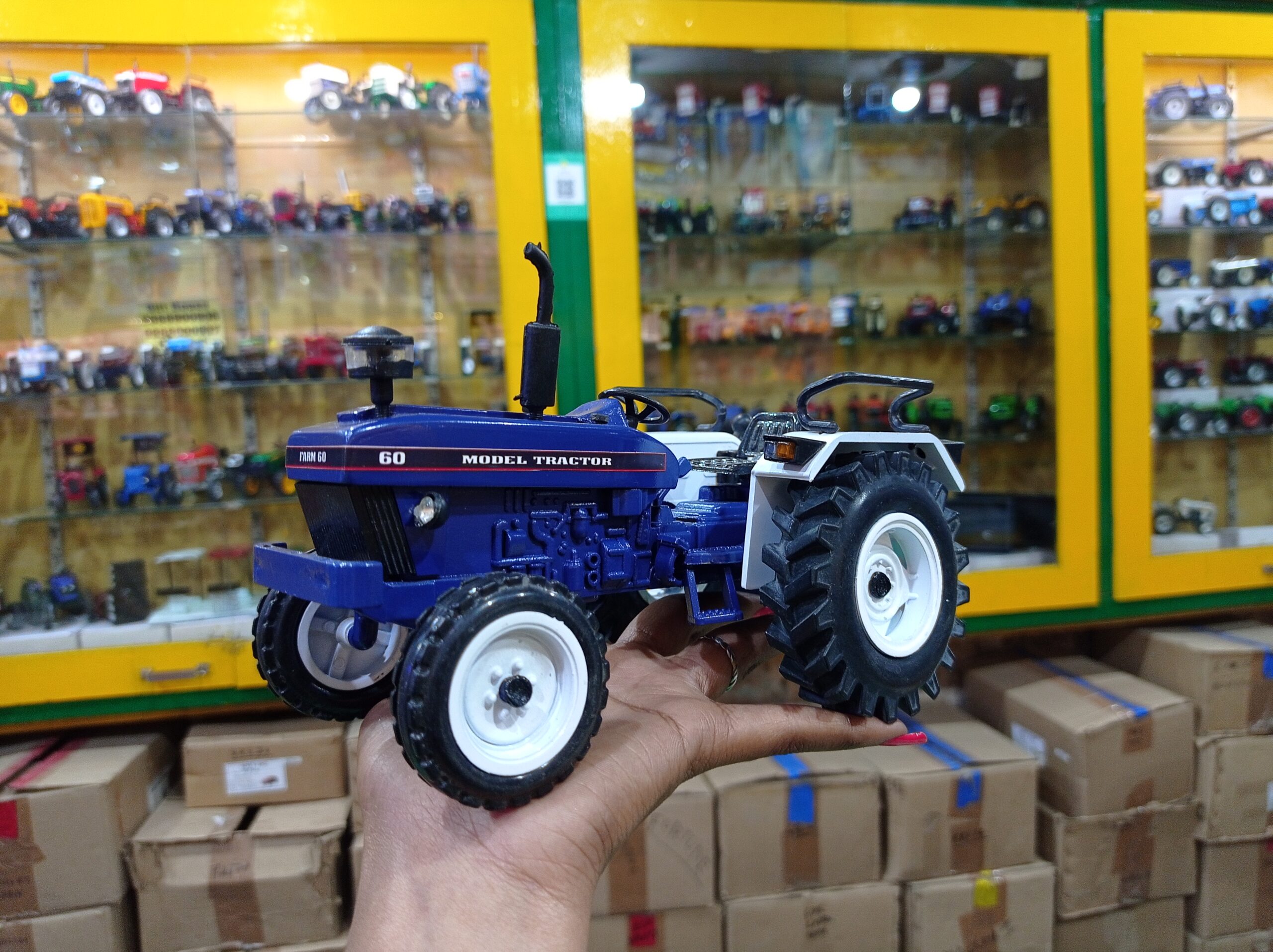 Tractor shop toy model