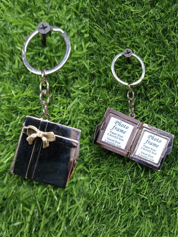 Metal Openable Photo Keyring