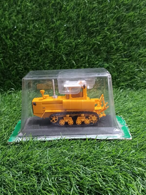 DT-175 M Rare Model Tractor - Image 2