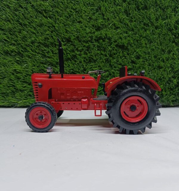 Bailarus Model Tractor With Handmade Bonnet - Image 5