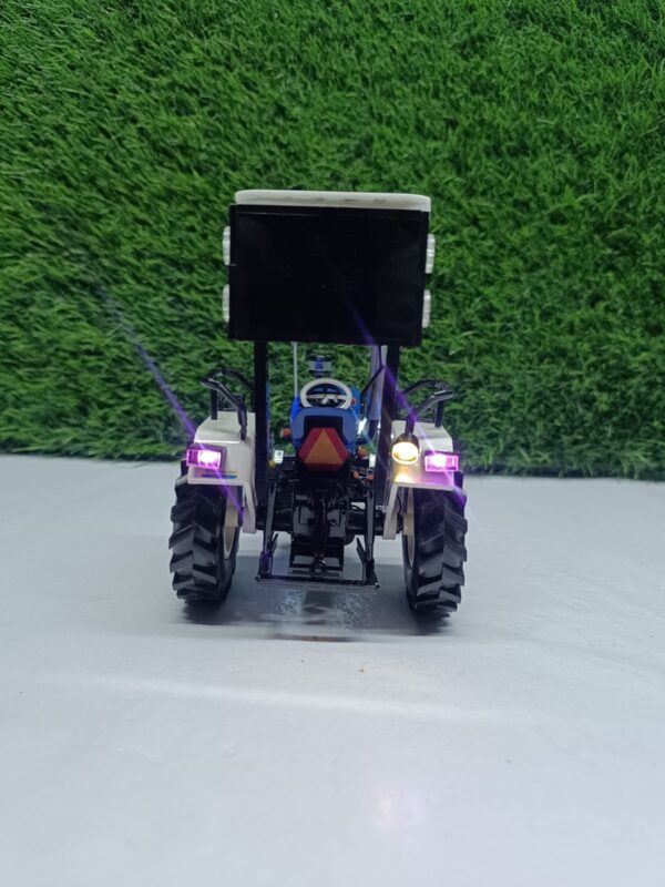 5620 Modified Model Tractor With Working Lights Type- 2 - Image 4