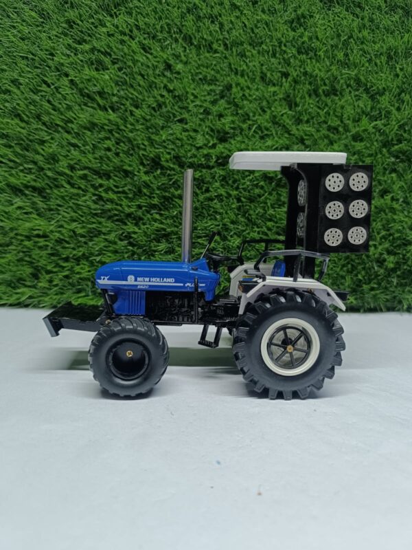 5620 Modified Model Tractor Type- 1 - Image 5