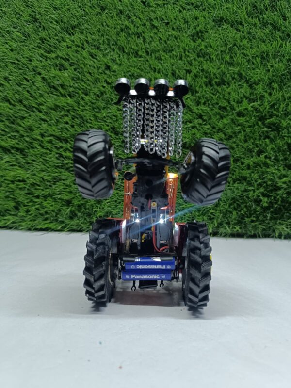 5911 Modified Model Tractor With Working Lights Type- 3 - Image 2