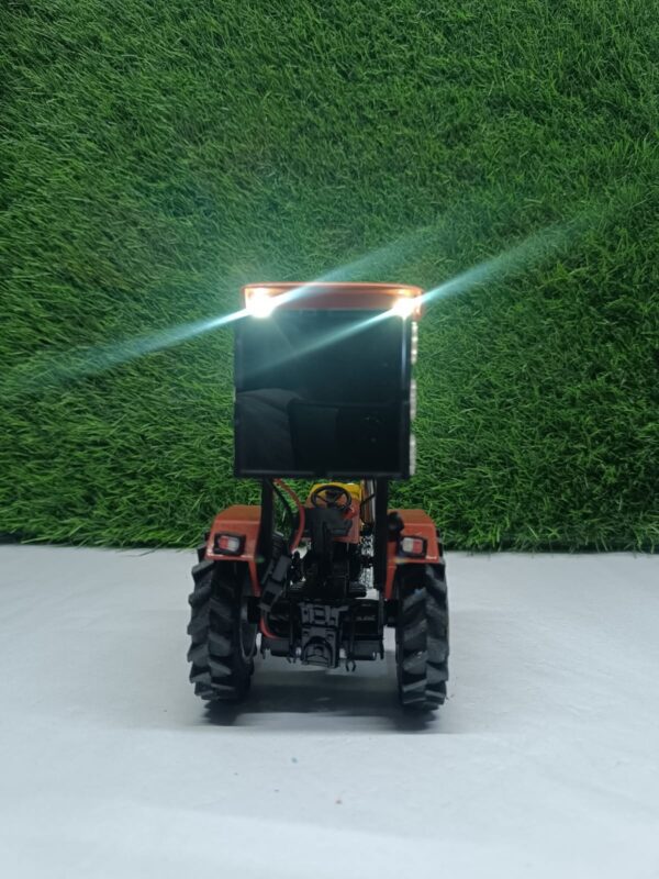 5911 Modified Model Tractor With Working Lights Type- 3 - Image 3