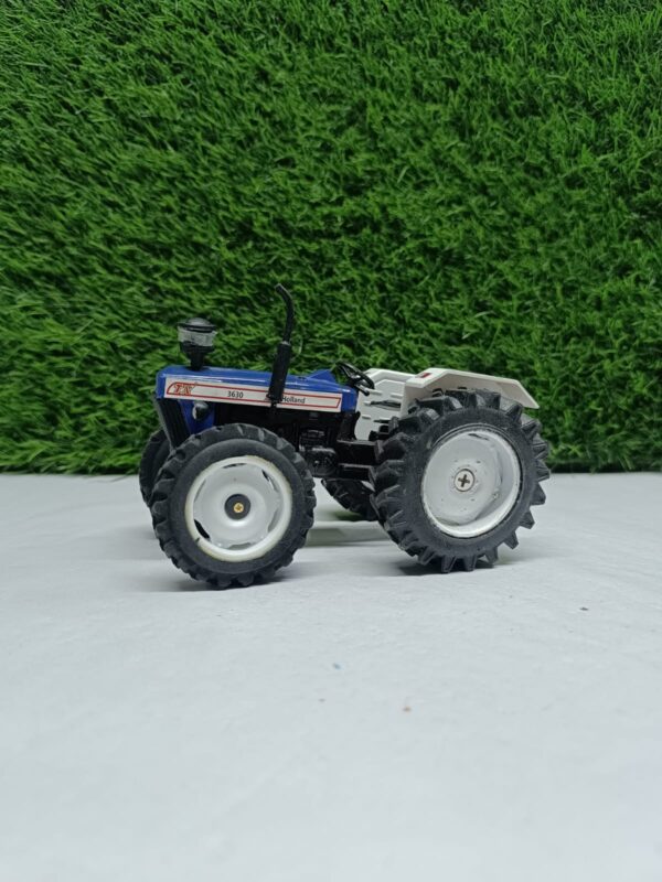 3630 4WD Model Tractor