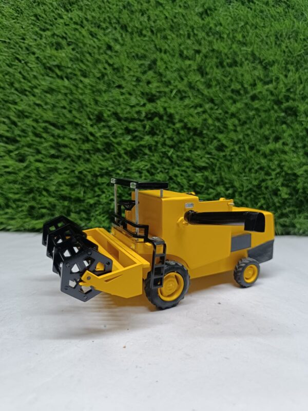 Harvester Model- Small 