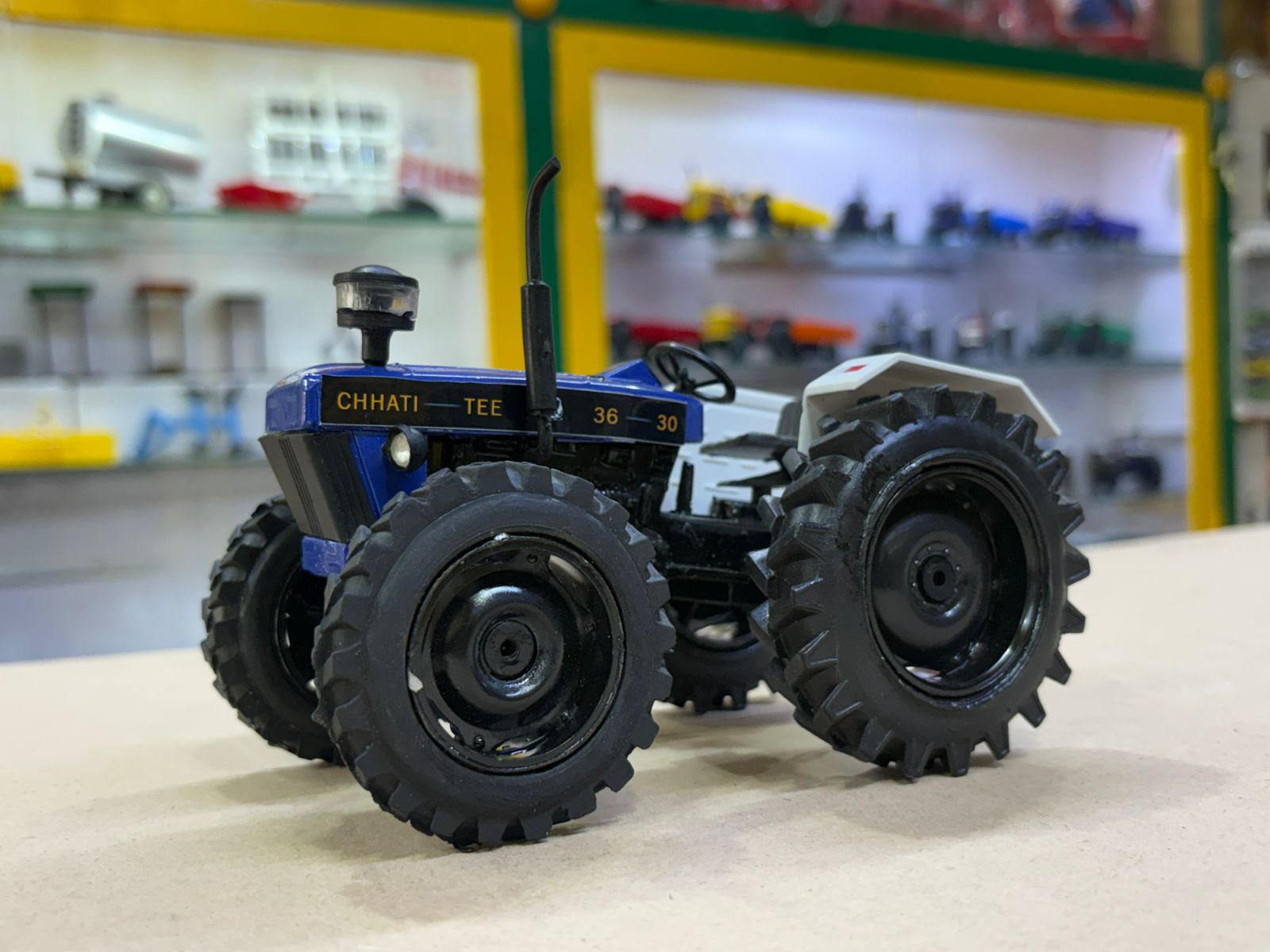 Chhati Tee 4WD Toy Tractor - Image 3