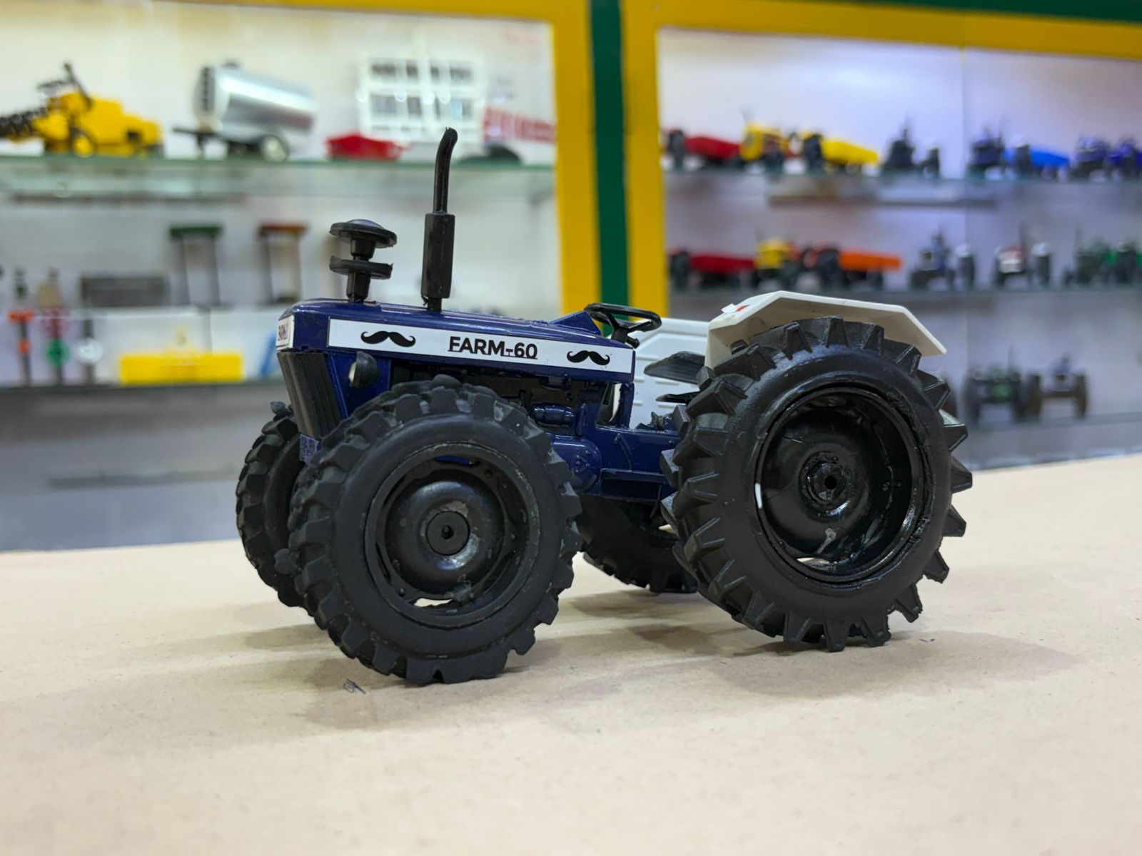 Farm-60 4WD Toy Tractor - Image 3