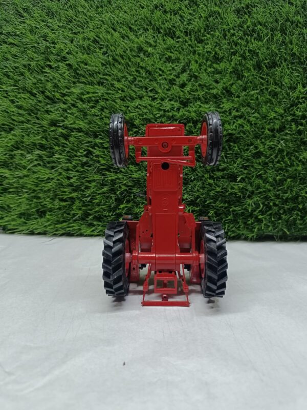 595 Model Tractor With Handmade Bonnet - Image 2