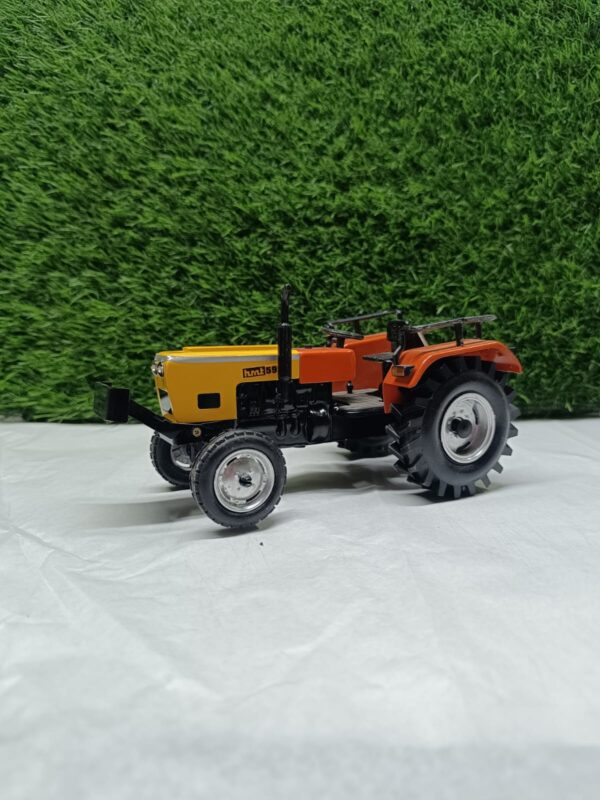 5911 Model Tractor With Handmade Bonnet - Image 4