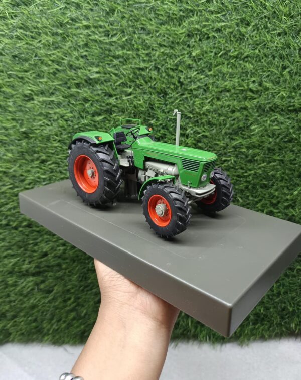 Deutz D130 06 Rare Model Tractor