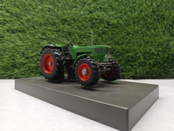 Deutz D130 06 Rare Model Tractor - Image 4