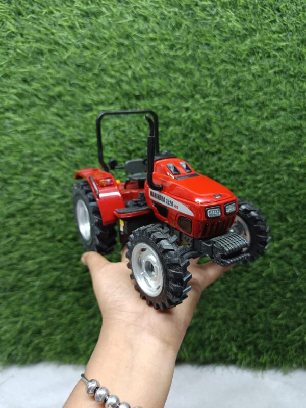 7520 Rare Model Tractor