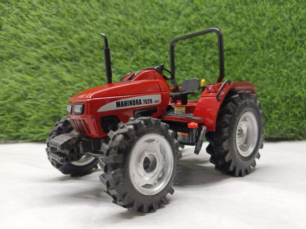 7520 Rare Model Tractor - Image 2
