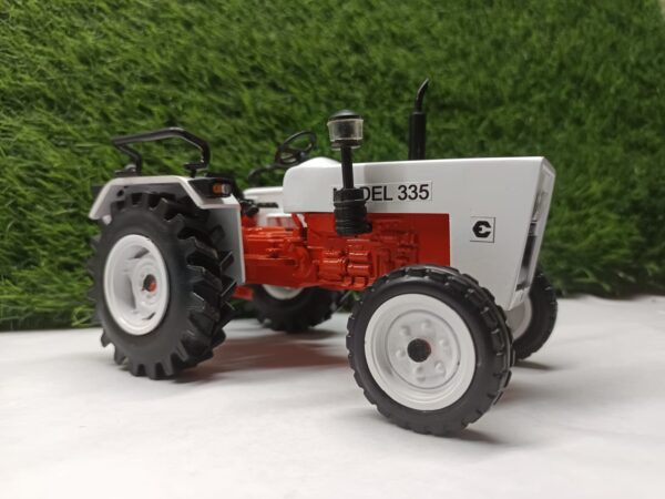 ES 335 Model Tractor With Handmade Bonnet Type 2 - Image 5