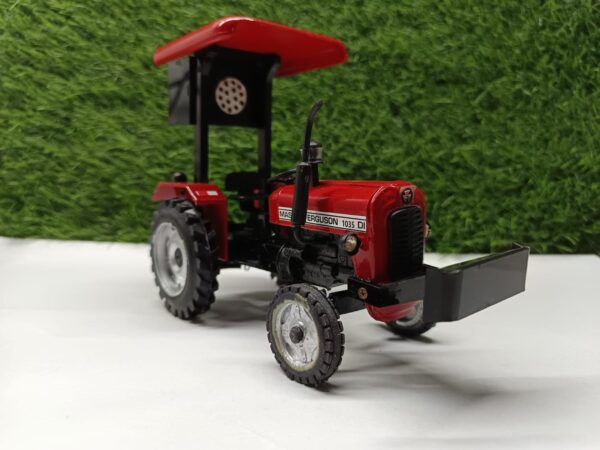 1035 Modified Model Tractor - Image 4