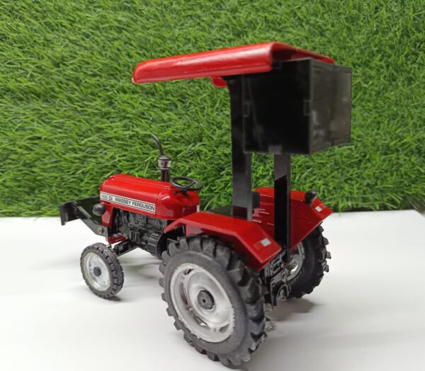 1035 Modified Model Tractor - Image 3