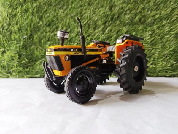 4000 Modified Model Tractor