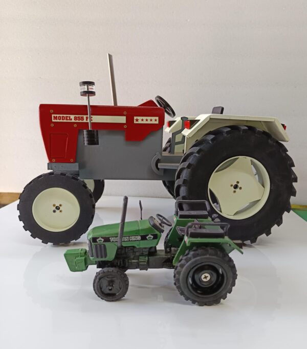 855 Full Hand Made Model Tractor - Image 2