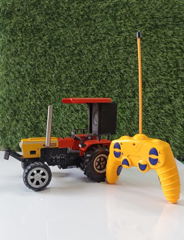 5911 Wireless Remote Control Model Tractor With Working Bluetooth Speaker