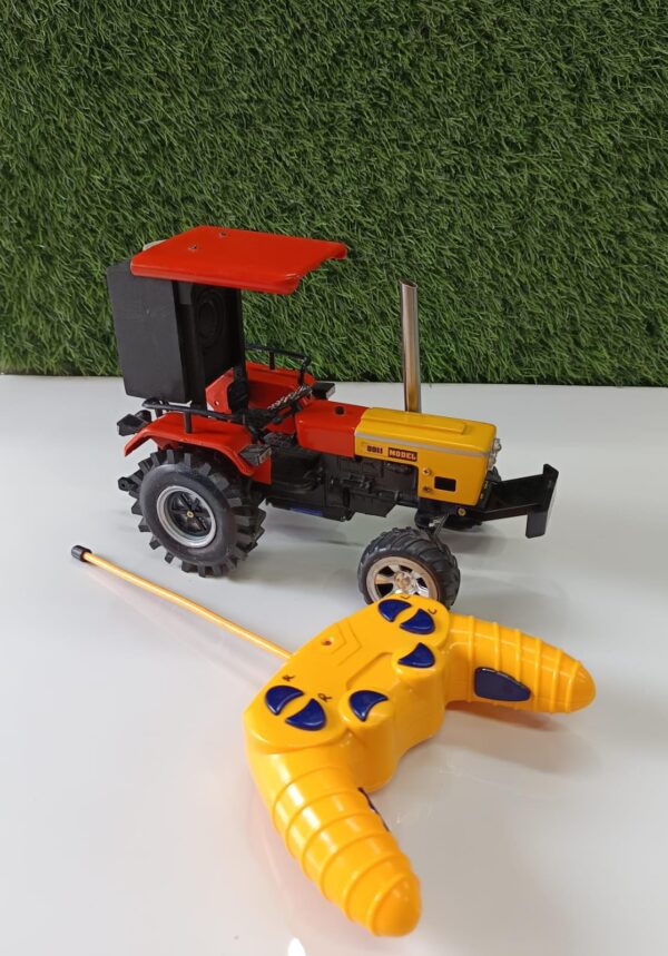 5911 Wireless Remote Control Model Tractor With Working Bluetooth Speaker - Image 2